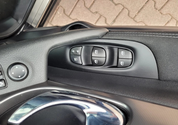 Nissan Qashqai cena 65500 przebieg: 151000, rok produkcji 2018 z Kamienna Góra małe 172